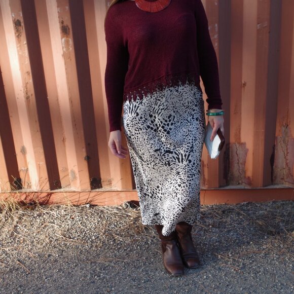 Leopard Print Satin Feel By Timing - Picture 2 of 14